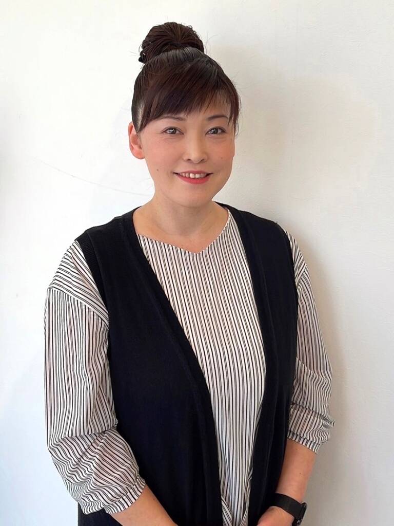 羽角 幸子