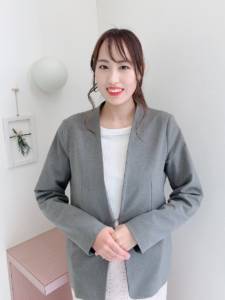 鏡 ちひろ