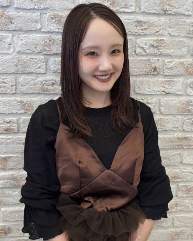 山川 莉奈